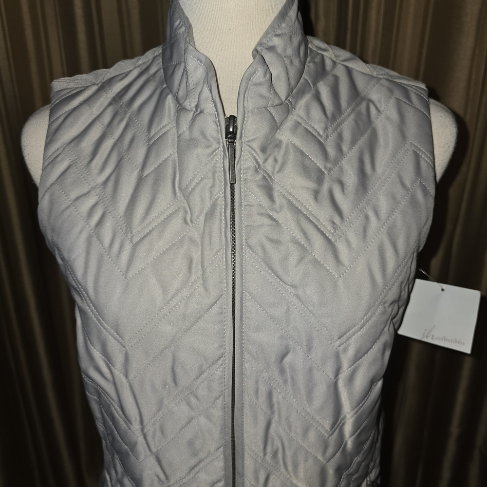 JH Colectables Women's Quilted Cream Vest Size Small NWT - Picture 2 of 7